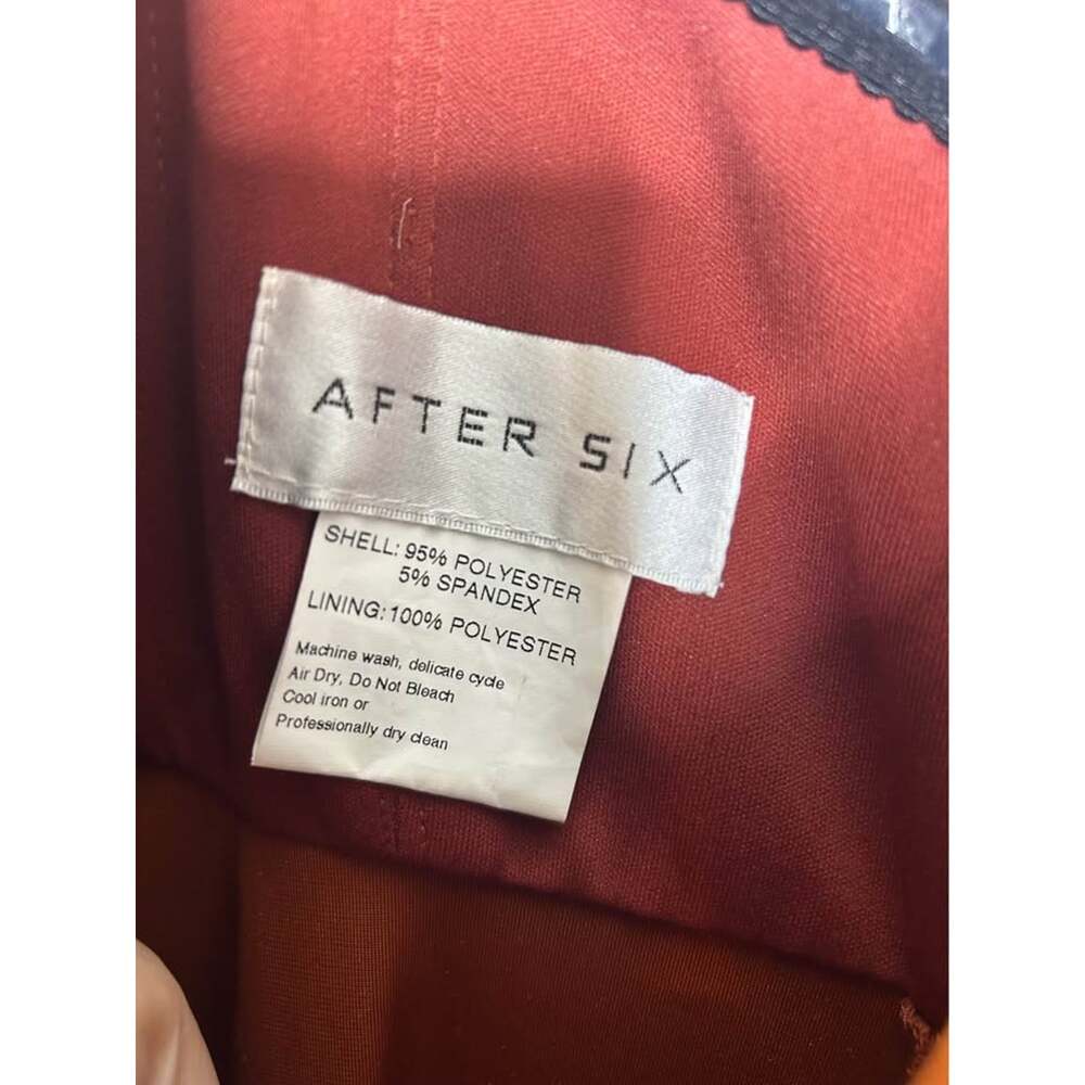 Size 12 Rust Orange - Picture 3 of 5